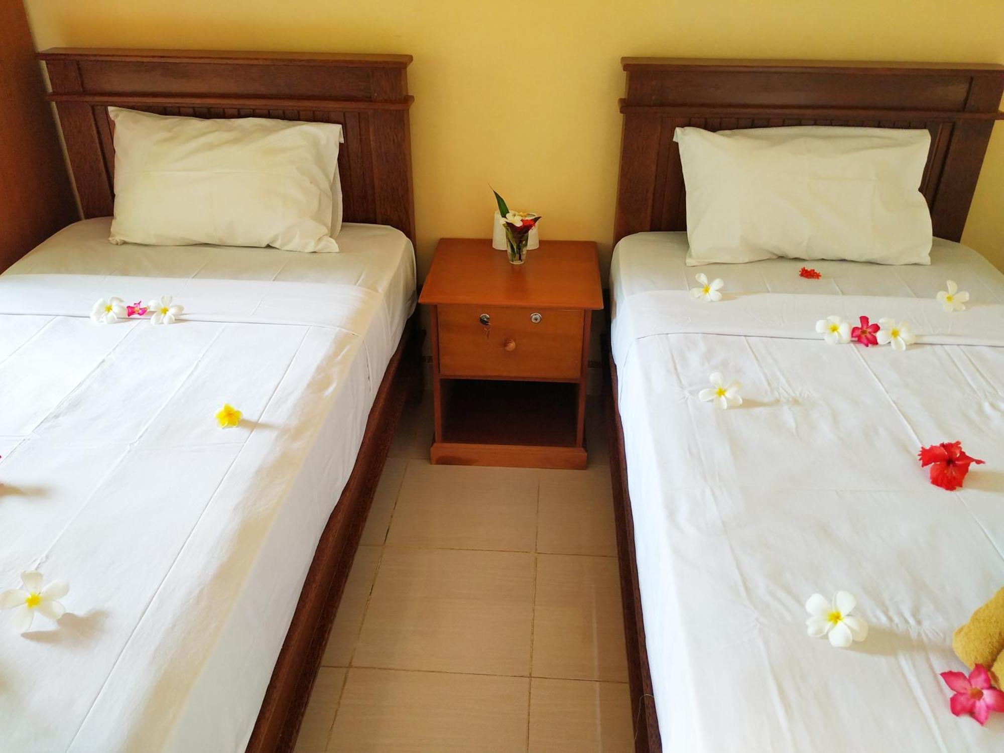 Asih Homestay Pemuteran  Luaran gambar