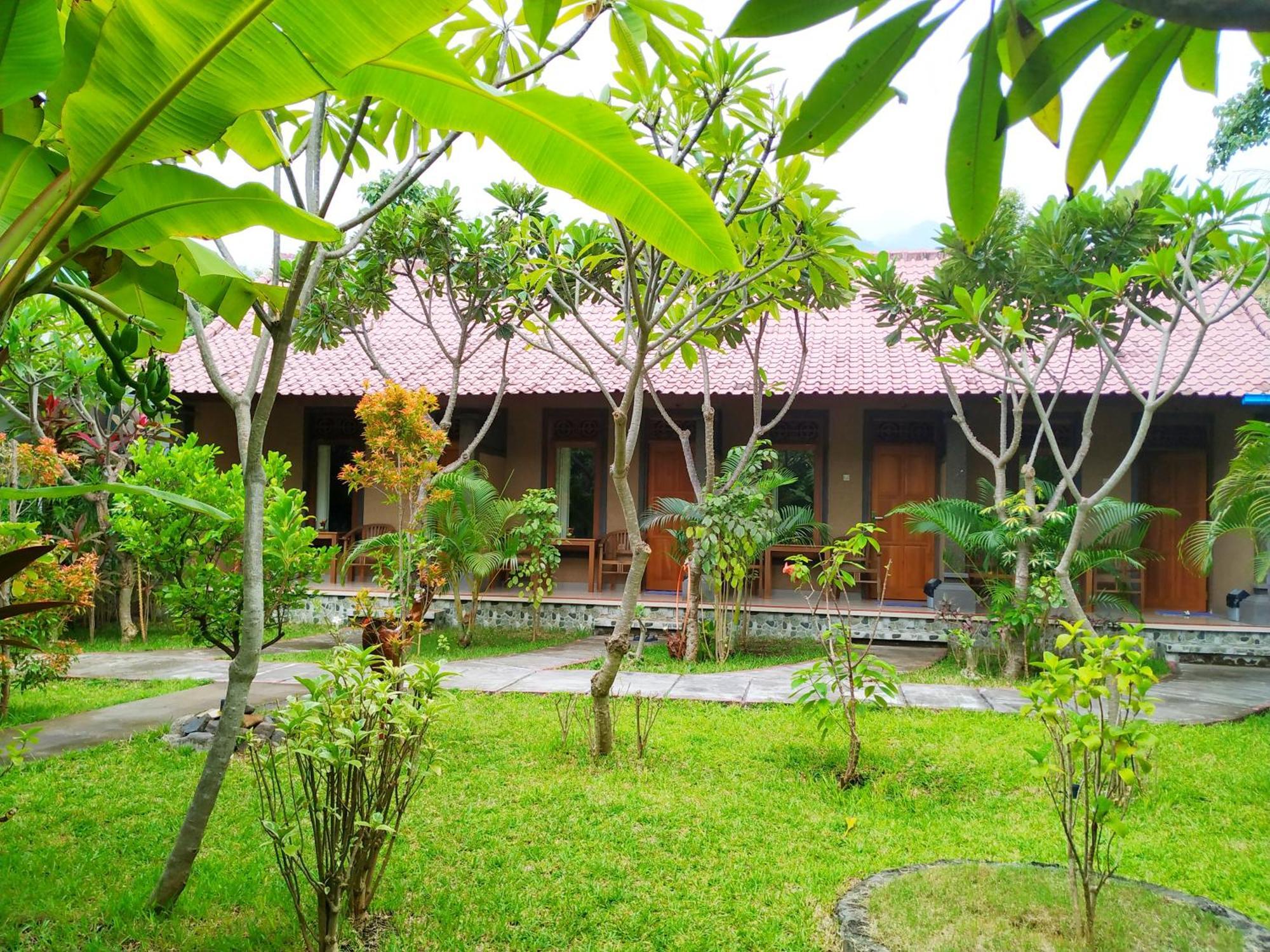 Asih Homestay Pemuteran  Luaran gambar